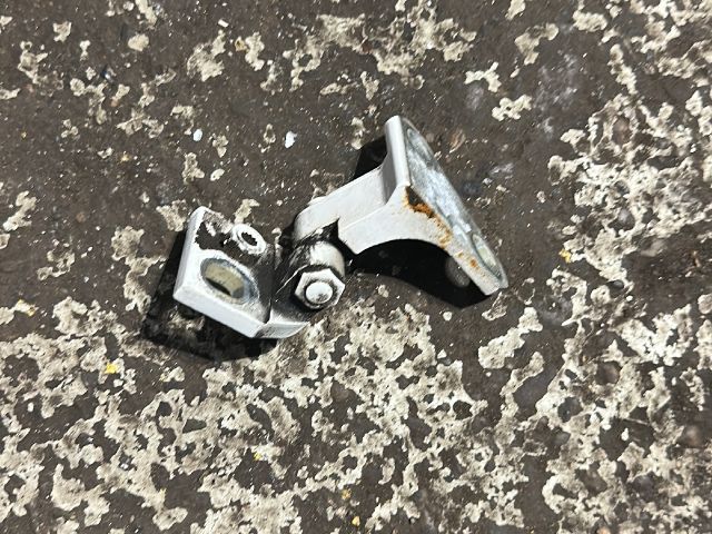 bontott VW GOLF VI Jobb első Felső Zsanér