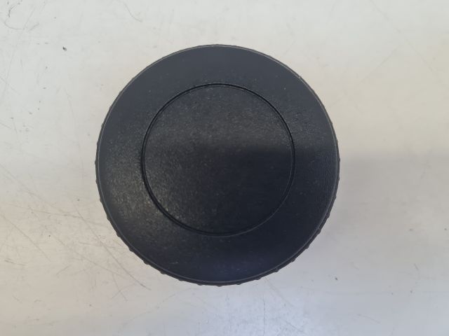 bontott VW GOLF VI Jobb első Gerinctámasz