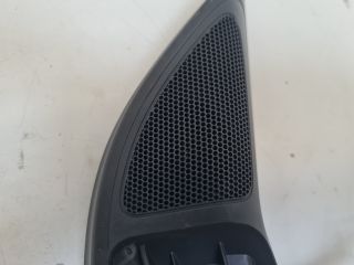 bontott VW GOLF VI Jobb első Hangszóró Burkolat