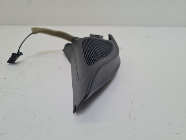 bontott VW GOLF VI Jobb első Hangszóró Burkolat