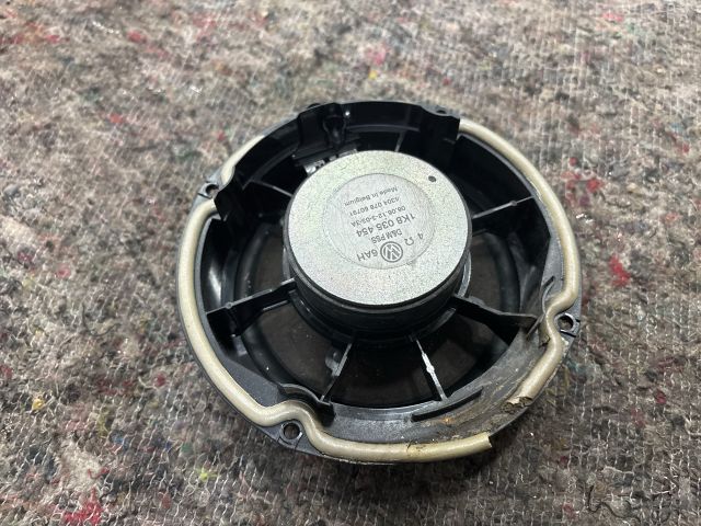 bontott VW GOLF VI Jobb első Hangszóró