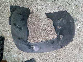 bontott VW GOLF VI Jobb első Hátsó Dobbetét (Kerékjárati, Műanyag)