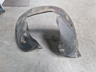 bontott VW GOLF VI Jobb első Hátsó Dobbetét (Kerékjárati, Műanyag)