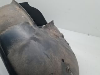 bontott VW GOLF VI Jobb első Hátsó Dobbetét (Kerékjárati, Műanyag)