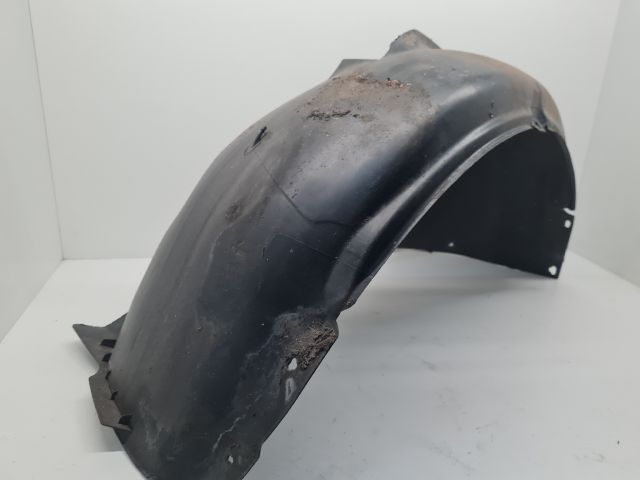 bontott VW GOLF VI Jobb első Hátsó Dobbetét (Kerékjárati, Műanyag)