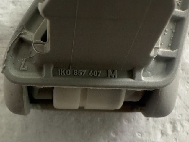 bontott VW GOLF VI Jobb első Kapaszkodó (Felső)