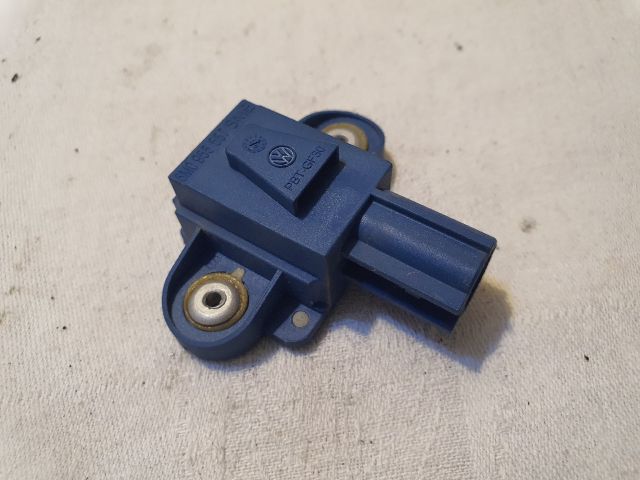 bontott VW GOLF VI Jobb első Oldal Ütközés Érzékelő