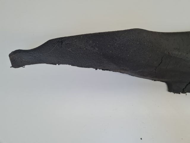 bontott VW GOLF VI Jobb első Sárvédő Zajszigetelés