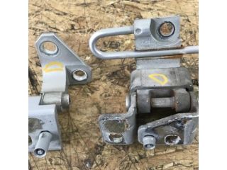 bontott VW GOLF VI Jobb első Zsanér