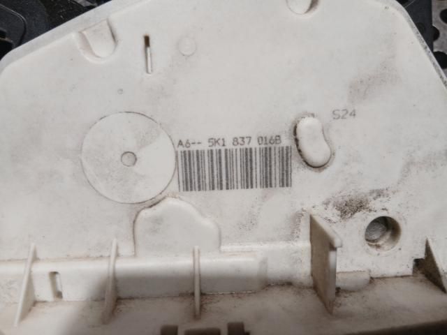 bontott VW GOLF VI Jobb első Zsanér