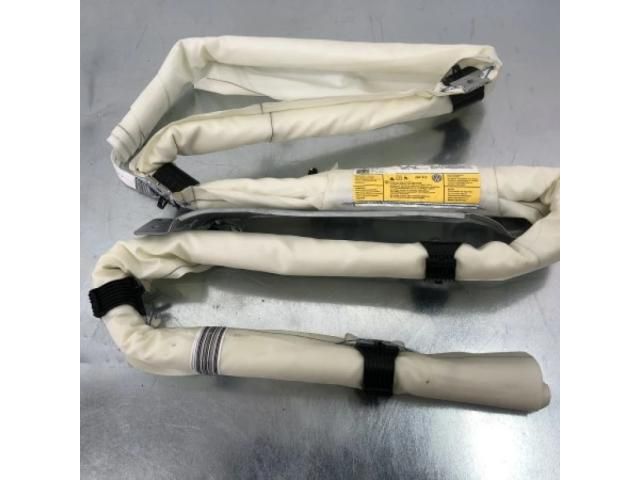 bontott VW GOLF VI Jobb Fejlégzsák