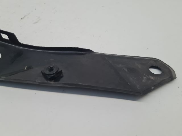 bontott VW GOLF VI Jobb Fényszóró Tartó