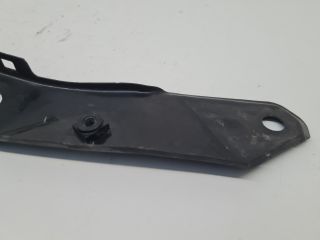 bontott VW GOLF VI Jobb Fényszóró Tartó