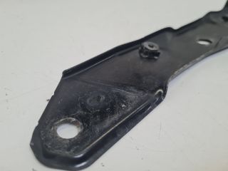 bontott VW GOLF VI Jobb Fényszóró Tartó