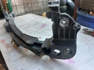 bontott VW GOLF VI Jobb Fényszóró Tartó