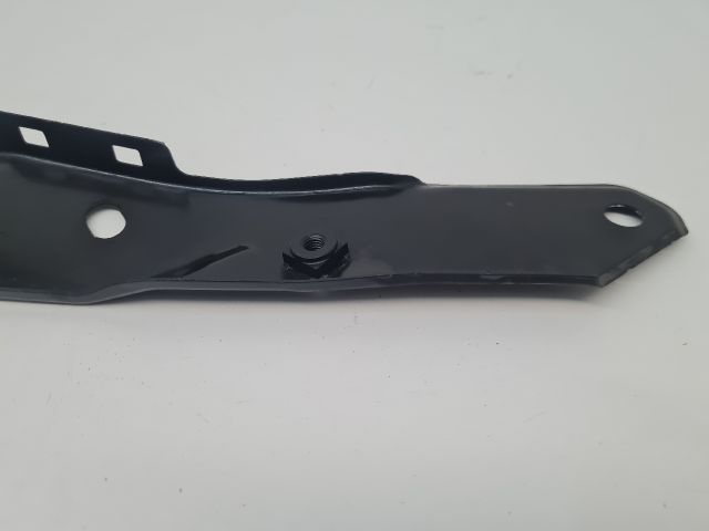 bontott VW GOLF VI Jobb Fényszóró Tartó