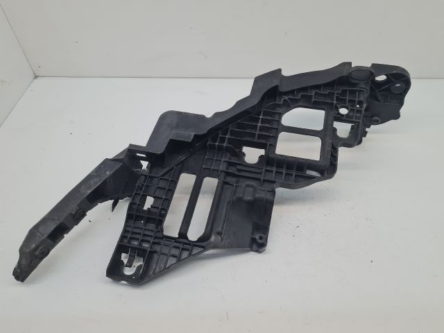 bontott VW GOLF VI Jobb Fényszóró Tartó