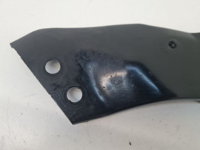 bontott VW GOLF VI Jobb Fényszóró Tartó