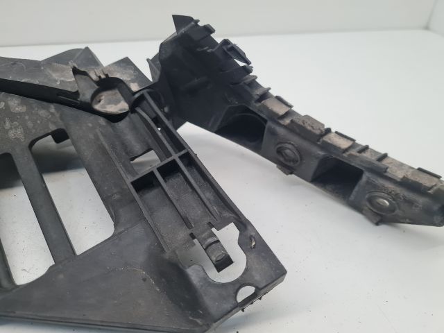 bontott VW GOLF VI Jobb Fényszóró Tartó