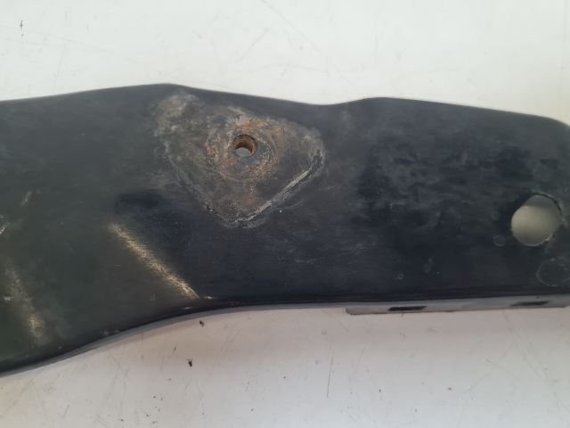 bontott VW GOLF VI Jobb Fényszóró Tartó