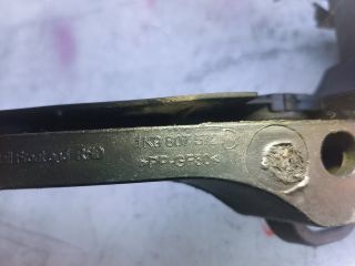 bontott VW GOLF VI Jobb Fényszóró Tartó