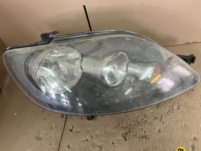 bontott VW GOLF VI Jobb Fényszóró