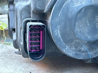 bontott VW GOLF VI Jobb Fényszóró