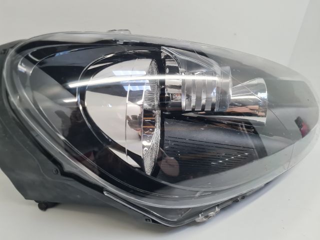 bontott VW GOLF VI Jobb Fényszóró