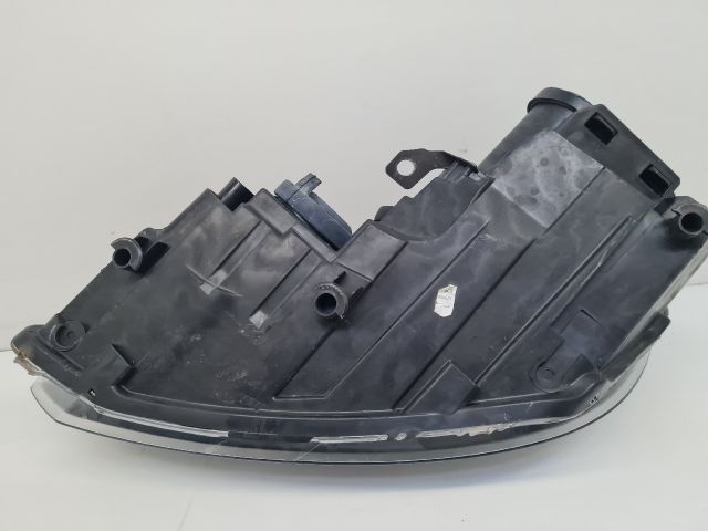 bontott VW GOLF VI Jobb Fényszóró