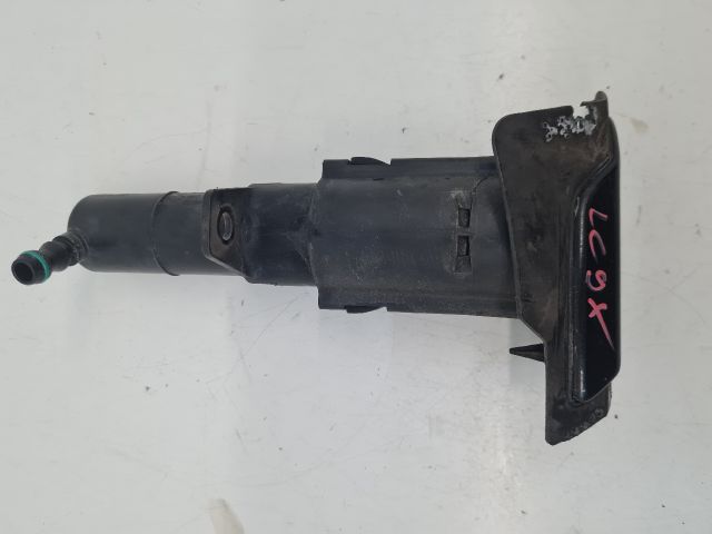 bontott VW GOLF VI Jobb Fényszórómosó Fúvóka