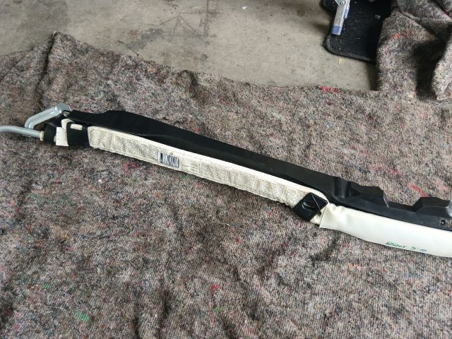 bontott VW GOLF VI Jobb Függönylégzsák és Oldallégzsák