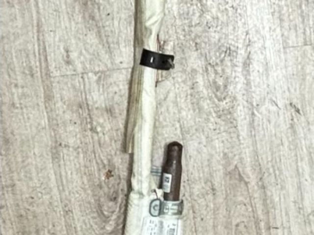 bontott VW GOLF VI Jobb Függönylégzsák és Oldallégzsák