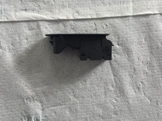 bontott VW GOLF VI Jobb hátsó Ablakemelő Kapcsoló Keret