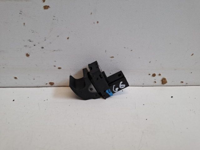 bontott VW GOLF VI Jobb hátsó Ablakemelő Kapcsoló