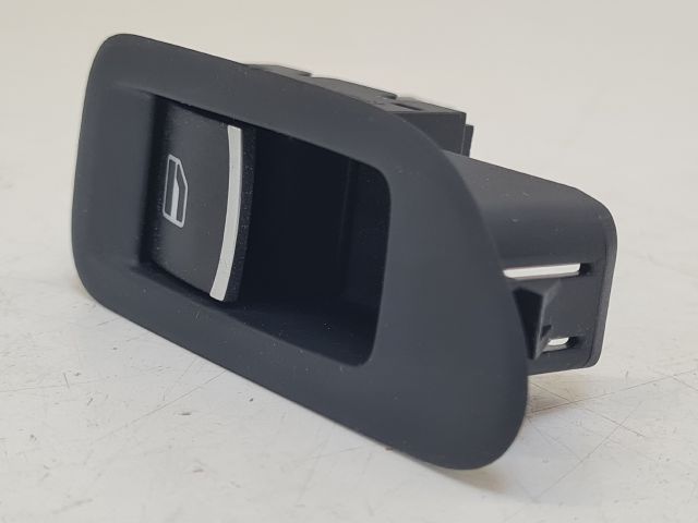 bontott VW GOLF VI Jobb hátsó Ablakemelő Kapcsoló