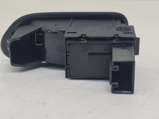 bontott VW GOLF VI Jobb hátsó Ablakemelő Kapcsoló