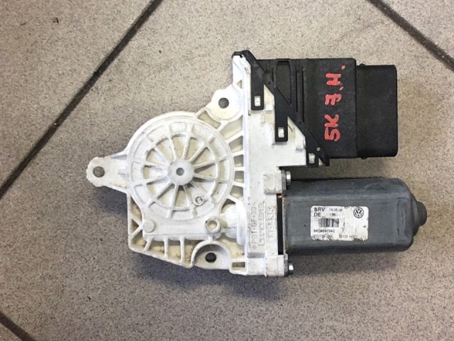 bontott VW GOLF VI Jobb hátsó Ablakemelő Motor