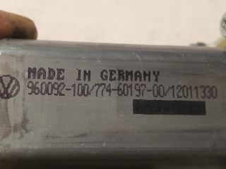 bontott VW GOLF VI Jobb hátsó Ablakemelő Motor