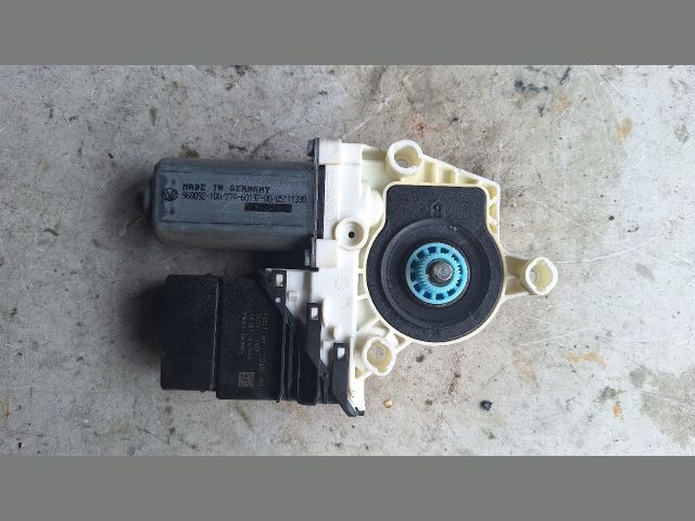 bontott VW GOLF VI Jobb hátsó Ablakemelő Motor