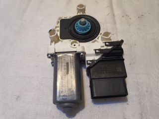 bontott VW GOLF VI Jobb hátsó Ablakemelő Motor