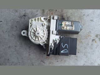 bontott VW GOLF VI Jobb hátsó Ablakemelő Motor