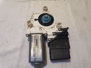 bontott VW GOLF VI Jobb hátsó Ablakemelő Motor