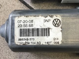 bontott VW GOLF VI Jobb hátsó Ablakemelő Motor