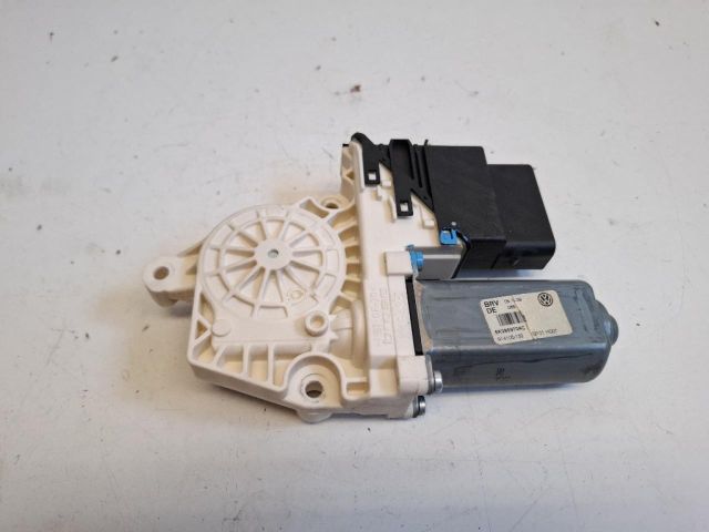 bontott VW GOLF VI Jobb hátsó Ablakemelő Motor