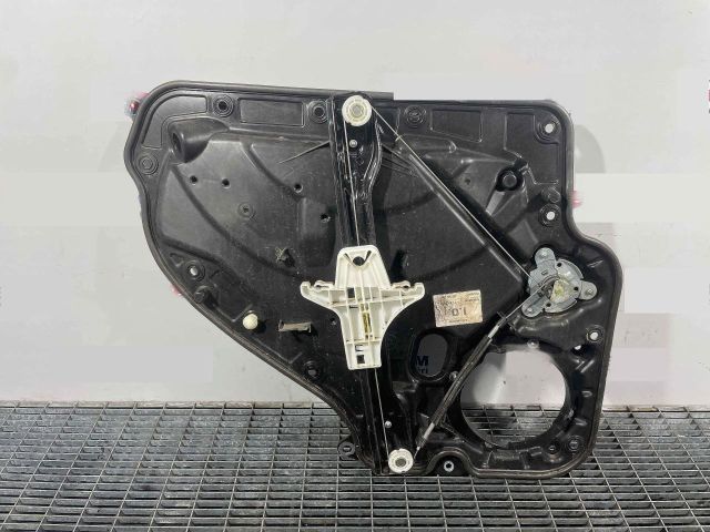 bontott VW GOLF VI Jobb hátsó Ablakemelő Szerkezet (Elektromos)