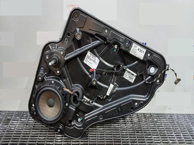 bontott VW GOLF VI Jobb hátsó Ablakemelő Szerkezet (Elektromos)