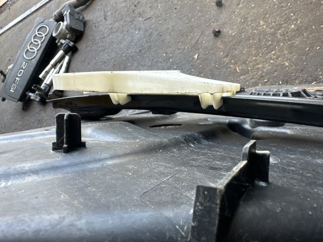 bontott VW GOLF VI Jobb hátsó Ablakemelő Szerkezet (Elektromos)