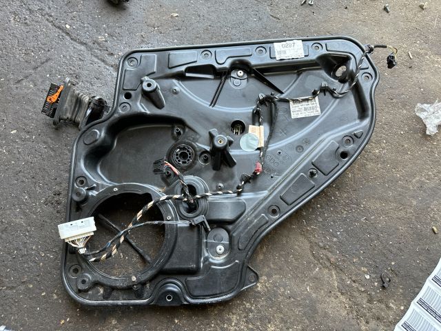 bontott VW GOLF VI Jobb hátsó Ablakemelő Szerkezet (Elektromos)
