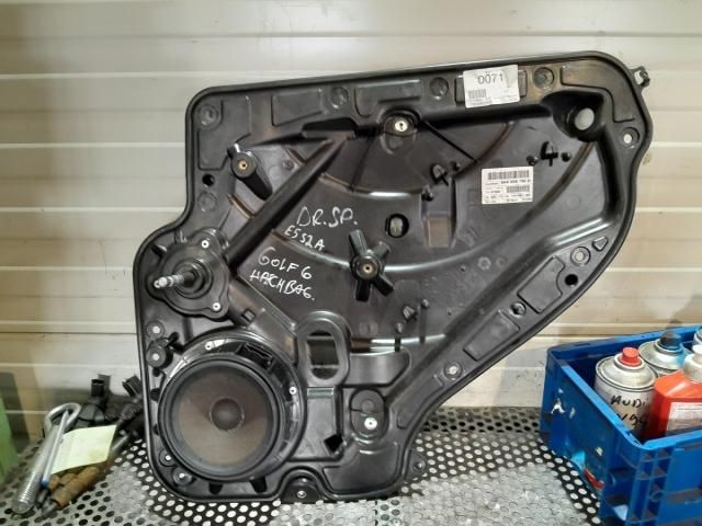 bontott VW GOLF VI Jobb hátsó Ablakemelő Szerkezet (Mechanikus)
