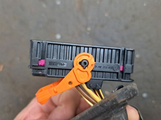 bontott VW GOLF VI Jobb hátsó Ajtó Kábelköteg